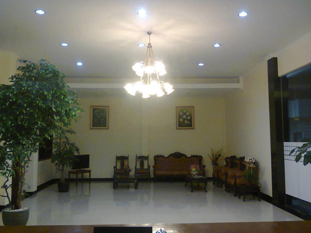 Kailani Inn 棉兰 外观 照片