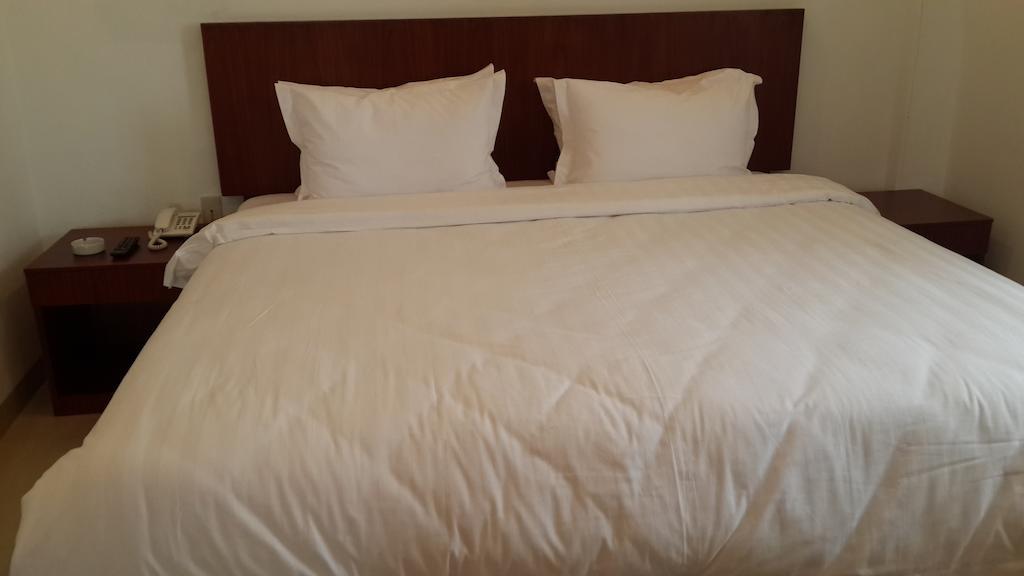 Kailani Inn 棉兰 客房 照片